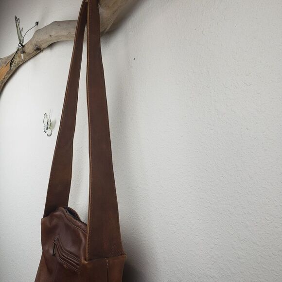 Maxx New york boho distressed brown leather purse - Picture 2 of 8